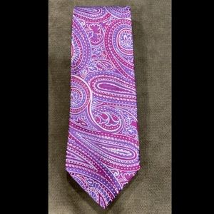 Stafford men’s silk tie.